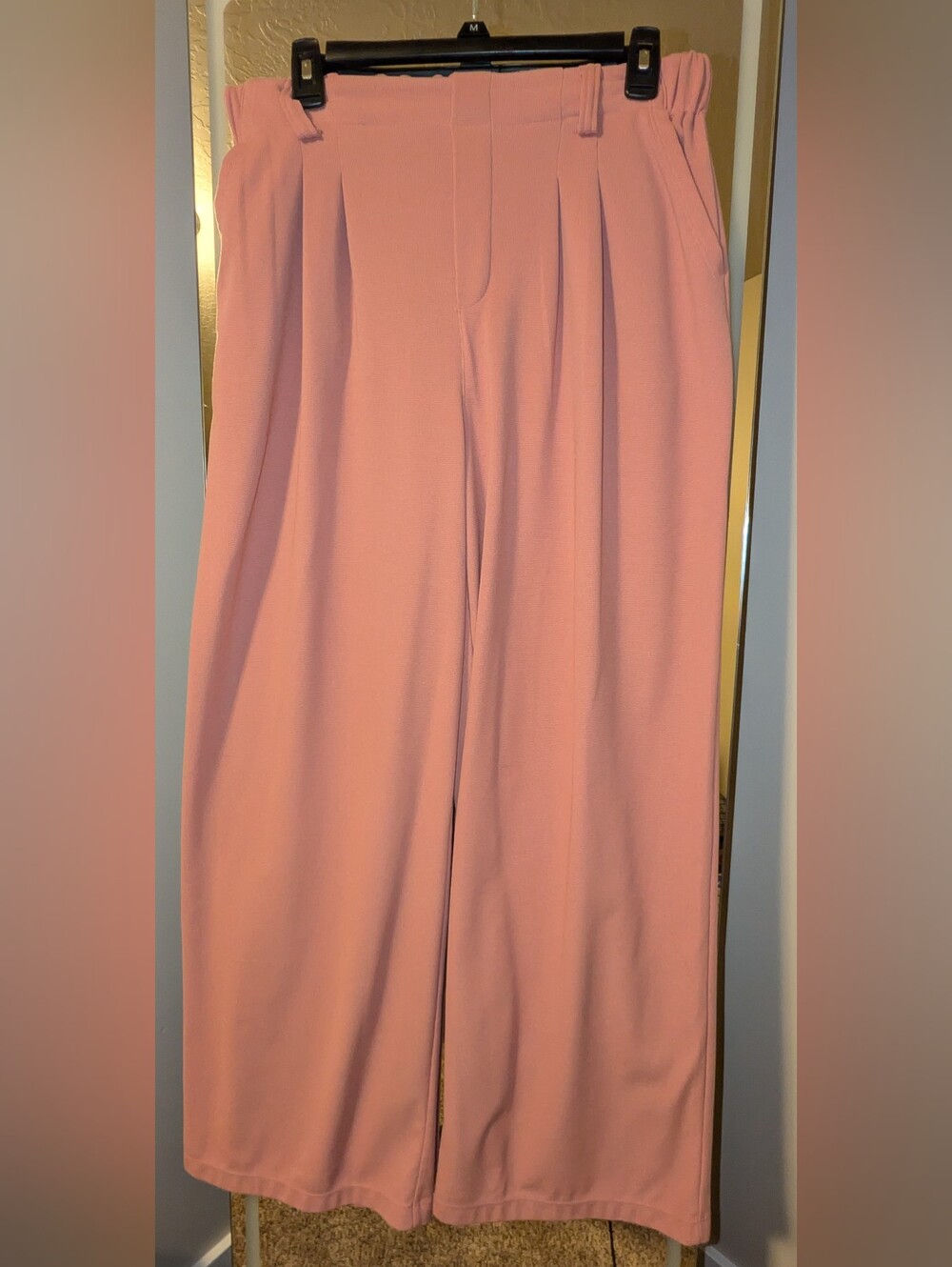 HALARA Wide-Leg Pants in Blush Pink